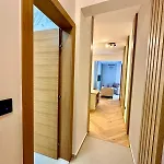 Kristal Lux アパート ヤホリナ