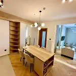 Kristal Lux ياهورينا