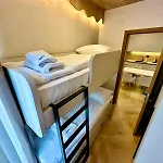 Kristal Lux アパート *