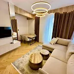 Kristal Lux ياهورينا