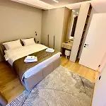 アパート Kristal Lux