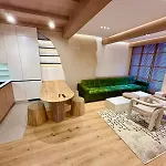 アパート Kristal Lux