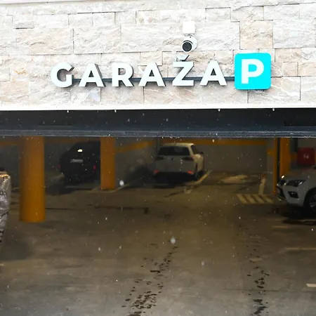 Kristal Lux Διαμέρισμα Τζαχορίνα